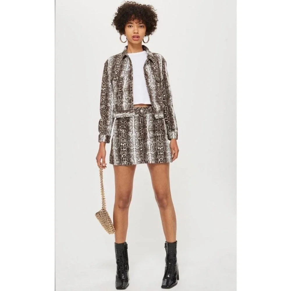 Topshop Moto Brown Snake Print Denim Mini Skirt, size 8